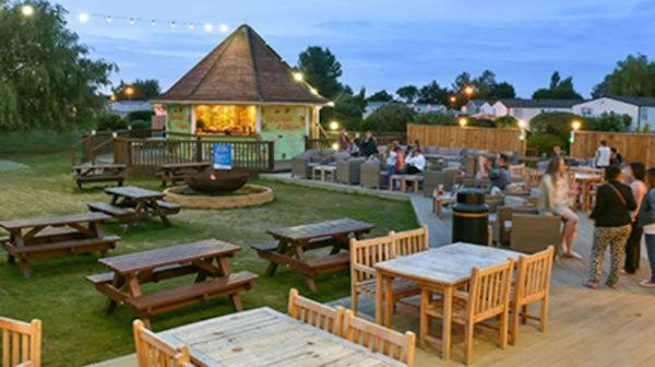 Hotel Gold Standard Caravan On South View Park Skegness Zewnętrze zdjęcie